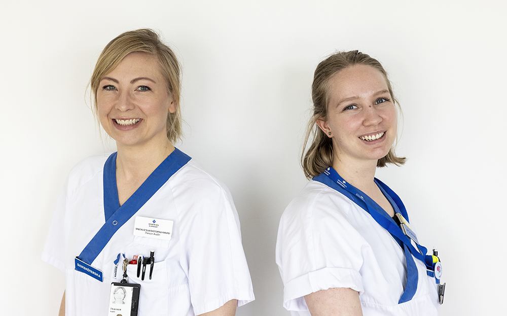 Therese Avallin, specialistsjuksköterska och Beatrice Blom, sjuksköterska på verksamhetsområde kirurgi. Foto: Mikael Wallerstedt
