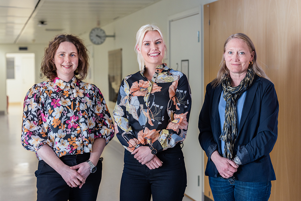 Johanna Blomqvist, Marie Palm och Anna-Karin Drewsen vid psykiatrin i Region Västernorrland. Foto: Anna-Clara Eriksson