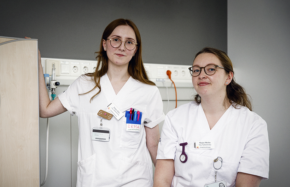 Erma Talic och Kajsa Molin, sjuksköterskor på Helsingborgs lasarett. Foto: Lars Jansson
