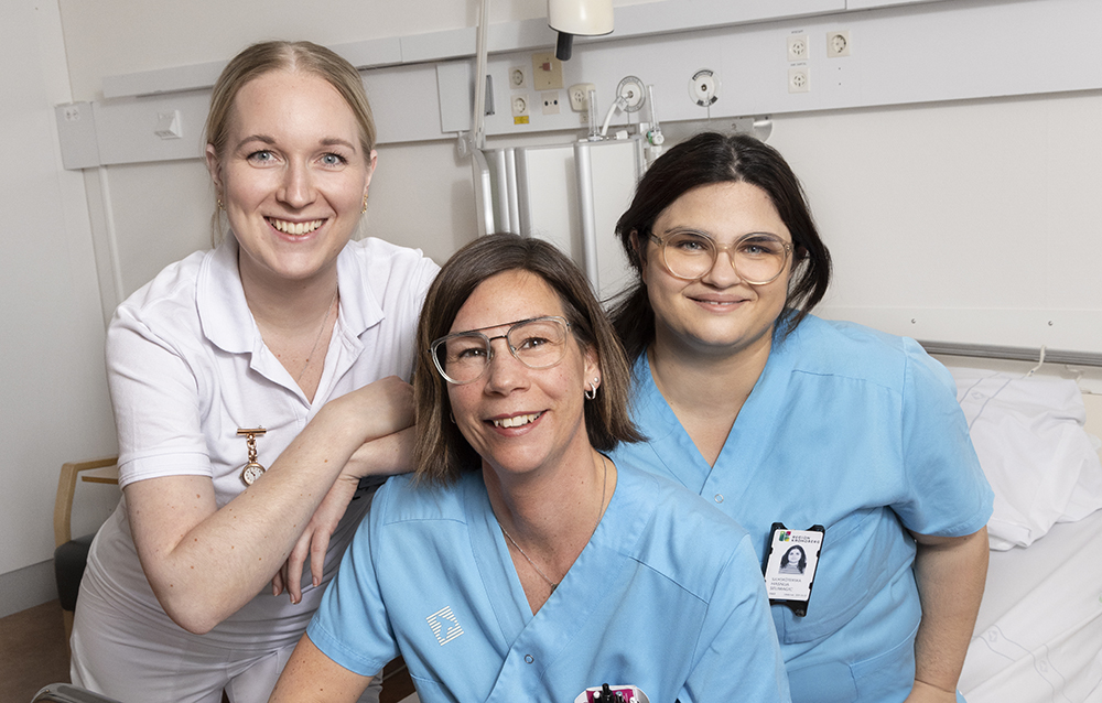 Jessica Hill, Veronica Jarnemyr och Hasnija Medjedovic Selimagic, sjuksköterskor vid Medicinkliniken i Växjö. Foto: Martina Wärenfeldt