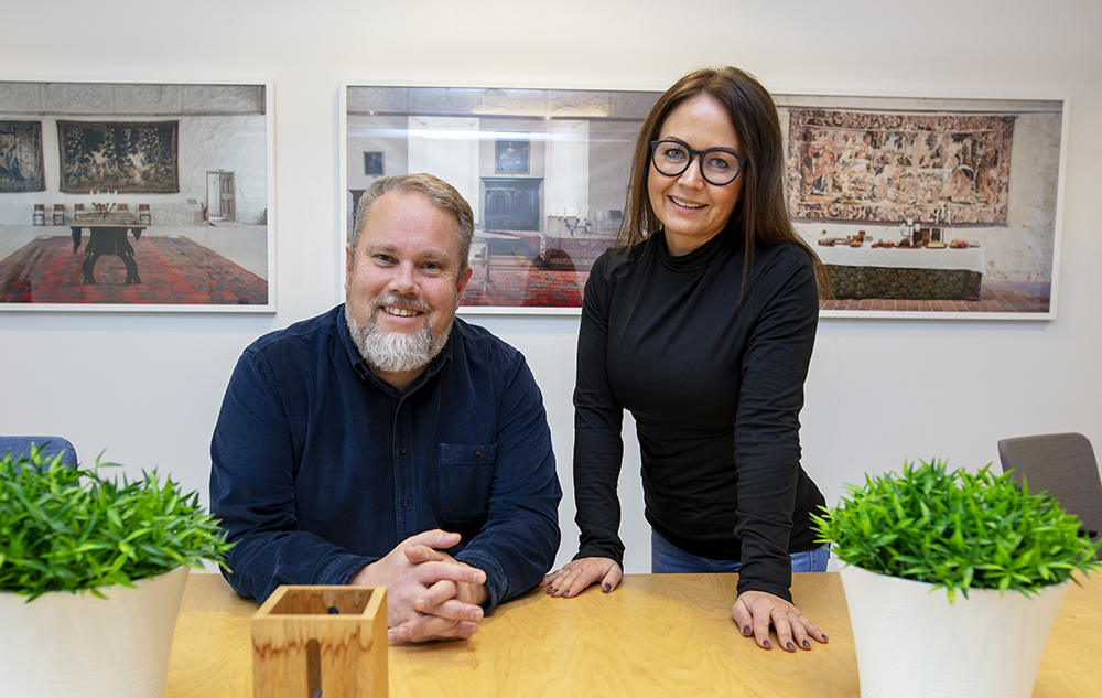 Ulf Wall och Karin Christensen på rättspsykiatriska regionkliniken i Vadstena. Foto: Micke Fransson