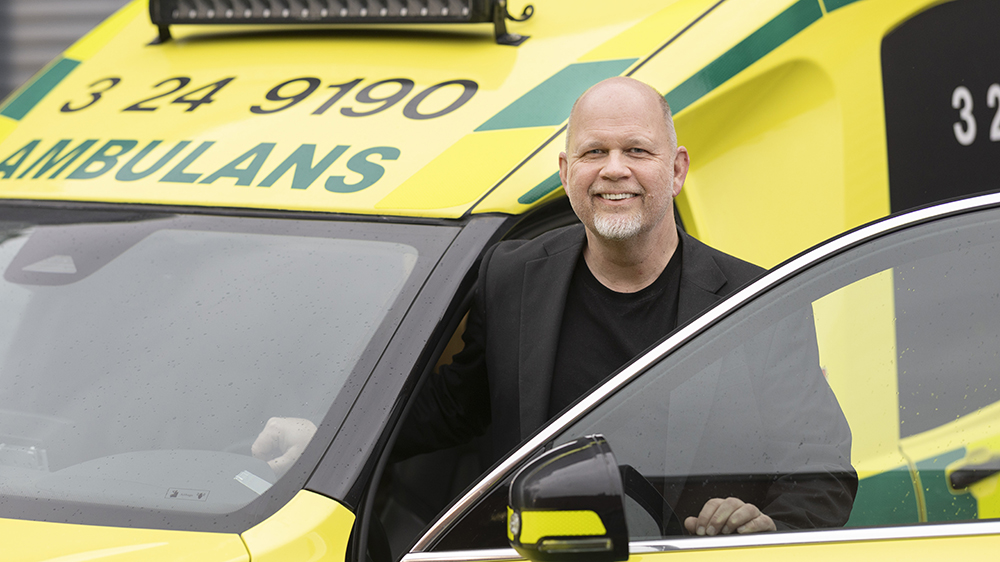 Henrik Lindlöf, verksamhetschef för ambulanssjukvården i Region Västmanland. Foto: Per Groth